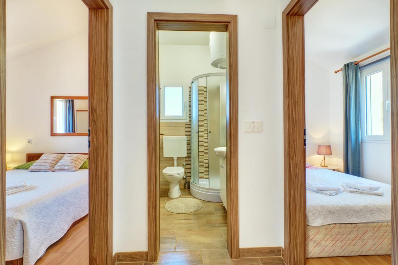 Apartment Tena Lussingrande Esterno foto